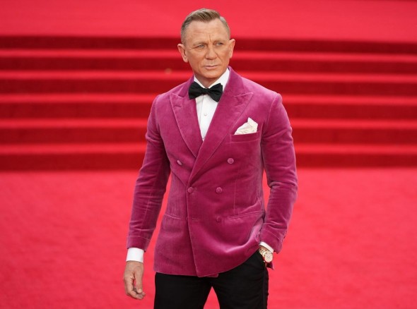 Daniel Craig spune că merge în barurile de homosexuali pentru a evita să se ia la bătaie cu bărbații din localurile de heterosexuali